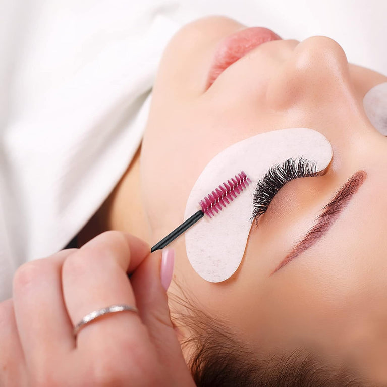 100PCS Glitter Pink Disposable Eyelash Mascara and Lip Brushes Set - 50PCS Eyelash Spoolies and 50PCS Lip Wands for Eyelash Extensions