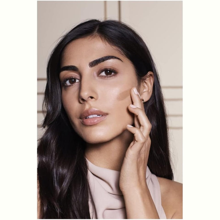 Max Factor Golden Medium Miracle Second Skin Foundation - Hydrating and Renewing, 30 ml