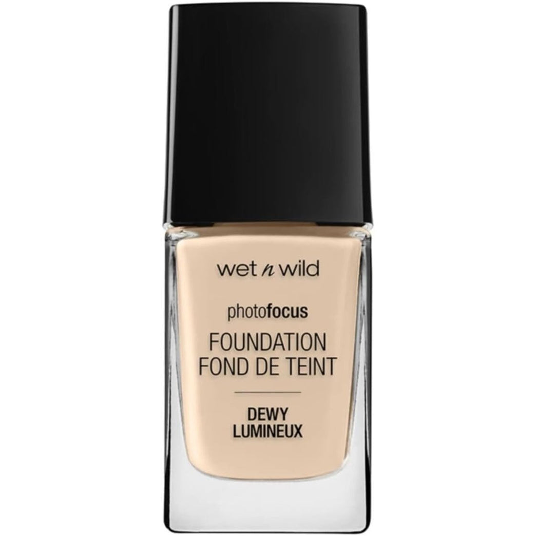 Dewy Glow Photo Focus Foundation: Perfect for Dry to Normal Skin, Offering Buildable Coverage and Long-lasting Wear