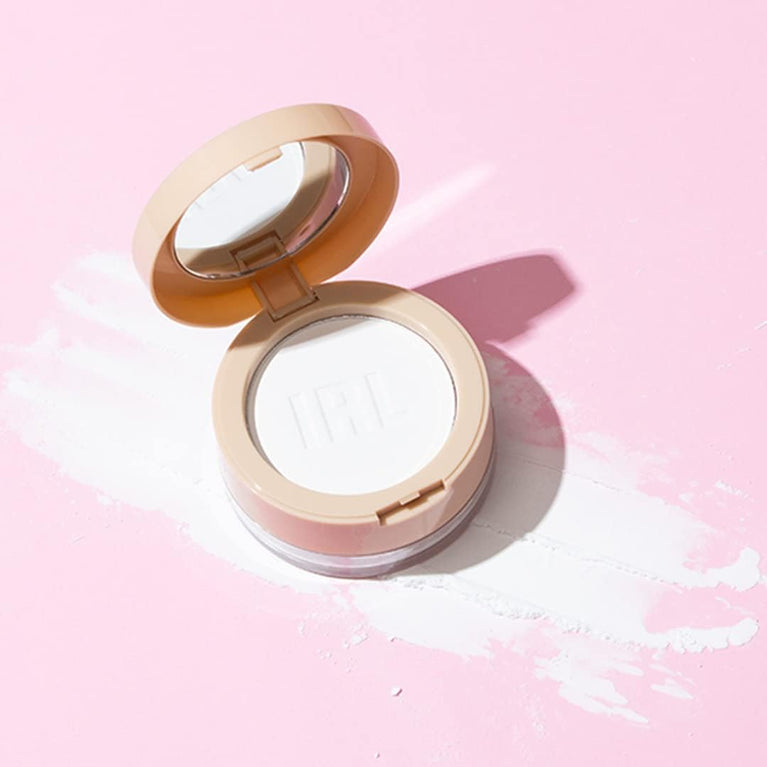 Makeup Revolution IRL 2-in-1 Airbrush Finish Powder – Translucent, Universal Shade, Vegan and Cruelty-Free, 6g