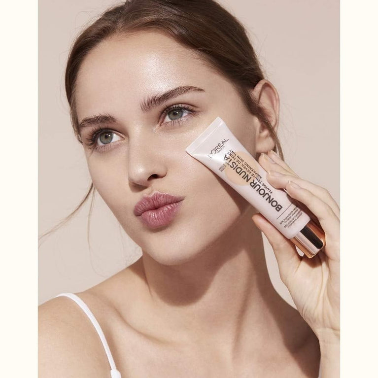 L'Oreal Paris Bonjour Nudista Awakening Skin Tint in Medium/Light Cream