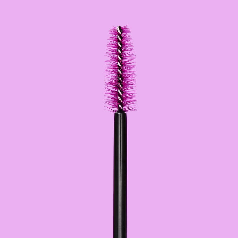 Extreme Volume Ultra-Black Vegan Mascara by Essence