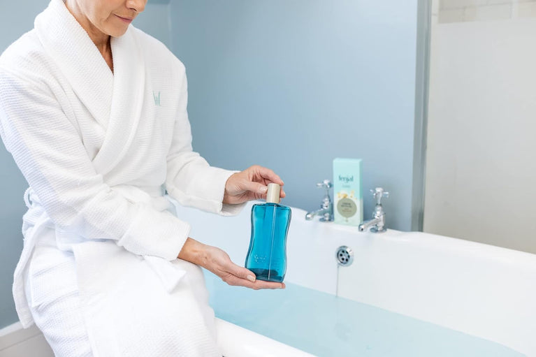 FENJAL Classic Luxury Creme Bath Oil - 125ml | Cleanses and Nourishes Your Skin
