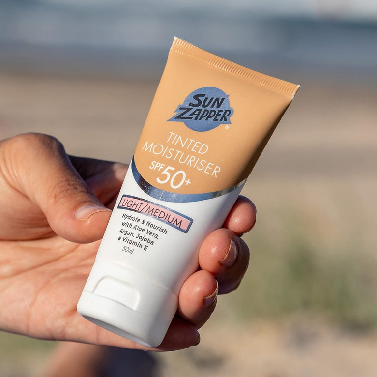 Sun Zapper SPF 50 Tinted Face Moisturiser - Lightweight BB Cream with Aloe Vera and Vitamin E - Light/Medium Shade