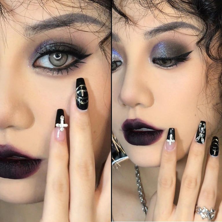 Smokey Silver and Black Gothic Eyeshadow Palette - Waterproof Long-Lasting Matte Eye Shadows in Cold Tones for Women and Girls - Versatile Makeup Pallet for Daily Use or Special Events - Ideal Gift for Halloween and Christmas