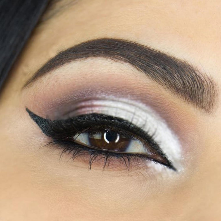 White Single Shimmer Eyeshadow - High Pigment, Long Lasting, Waterproof Makeup Powder Palette