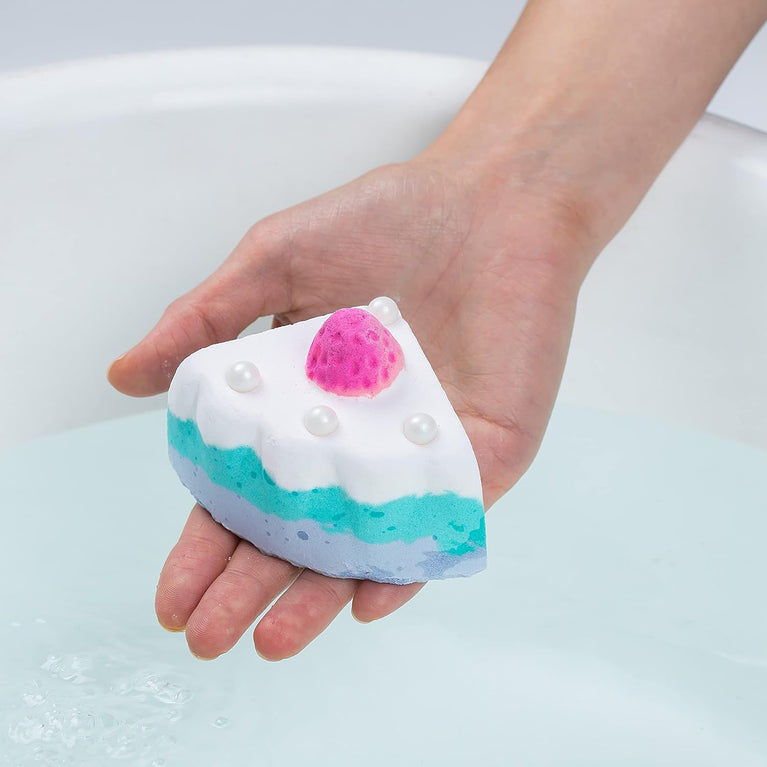 Beauty Fabrics & Flowers Cake Shaped Bath Bomb Vegan Spa Gift Set