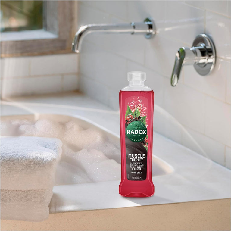 Radox Mineral Therapy Muscle Therapy Bath Soak uniquely blended with minerals & herbs for a rejuvenating bubble bath 500 ml