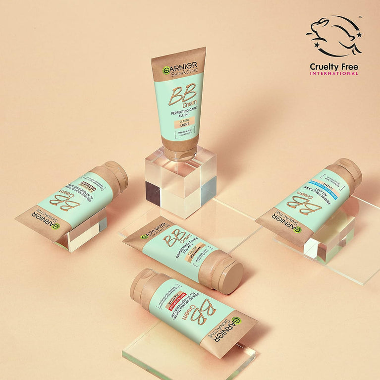 Garnier All-in-One Skin Perfecting BB Cream with SPF 15, Hydrating Aloe and Hyaluronic Acid, Classic Medium Shade, Mineral Pigments for Brightening, Suitable for All Skin Types, 50 ml