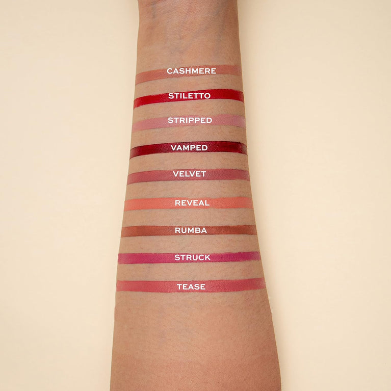 Revolution Beauty London Luxe Satin Kiss Lip Liner