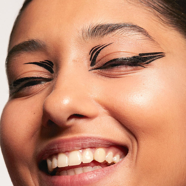 3INA Ultra-Longwear Matte Eyeliner Pen - 24 Hour Bold Pigmented Black Liner - Vegan, Smudge-Proof and Sensitive Eye Friendly Makeup - Easy Application Precision Tip for Perfect Wings - Cruelty Free