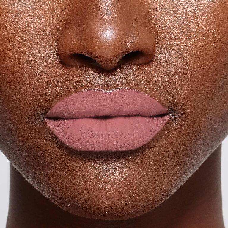 L'Oréal Paris Color Riche Lipstick in 633 Rosy Confident - Long-Lasting, Hydrating Matte with Intense Volume & Hyaluronic Acid