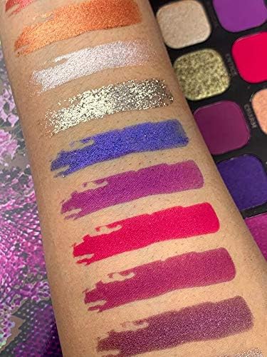 Revolution Beauty London Mini Forever Flawless Dynamic Traveller's Eyeshadow Palette with 8 Exquisite Shades