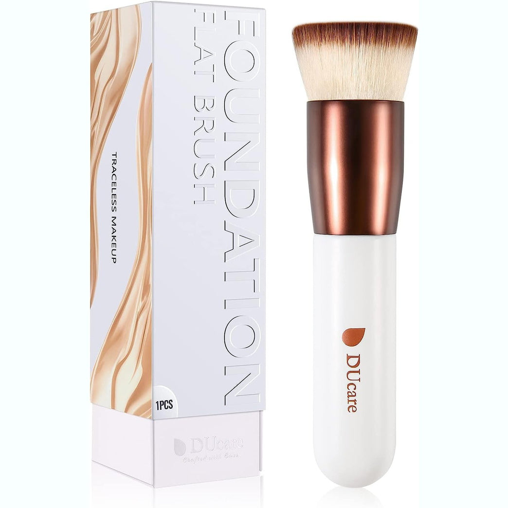 Flat Top Design for Effortless Blending of Liquid, Cream and Powder Cosmetics - Perfect for Buffing