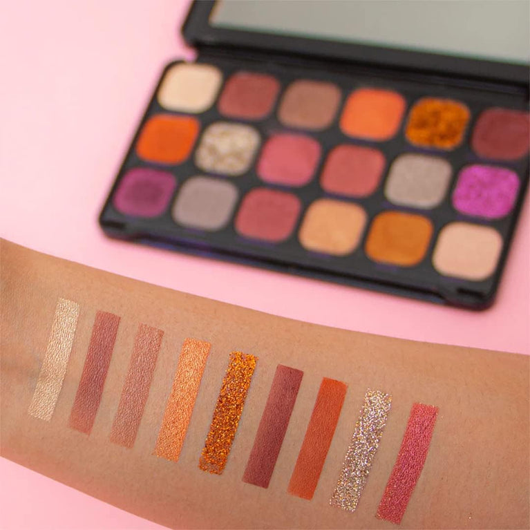 Revolution Beauty London Mini Forever Flawless Dynamic Traveller's Eyeshadow Palette with 8 Exquisite Shades