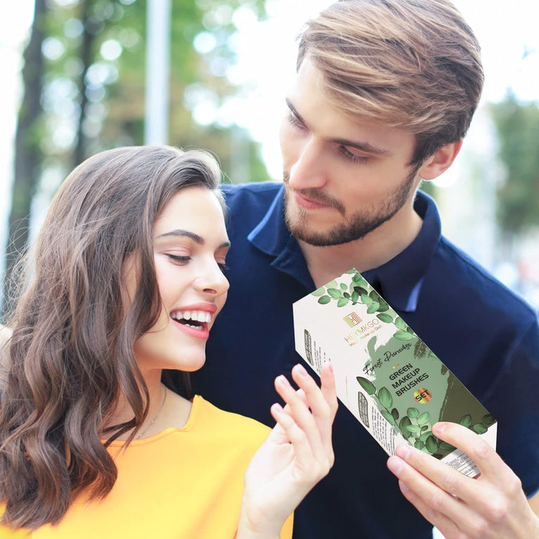 Green Goddess Makeup Brush Set - 11pcs Premium Synthetic Bristles in Stylish Gift Box