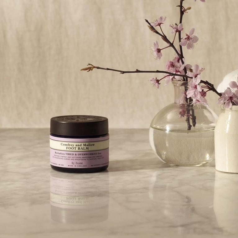 Revitalizing Foot Balm with Soothing Comfrey & Mallow by Neal's Yard Remedies | Banish Dry, Cracked Skin 50g