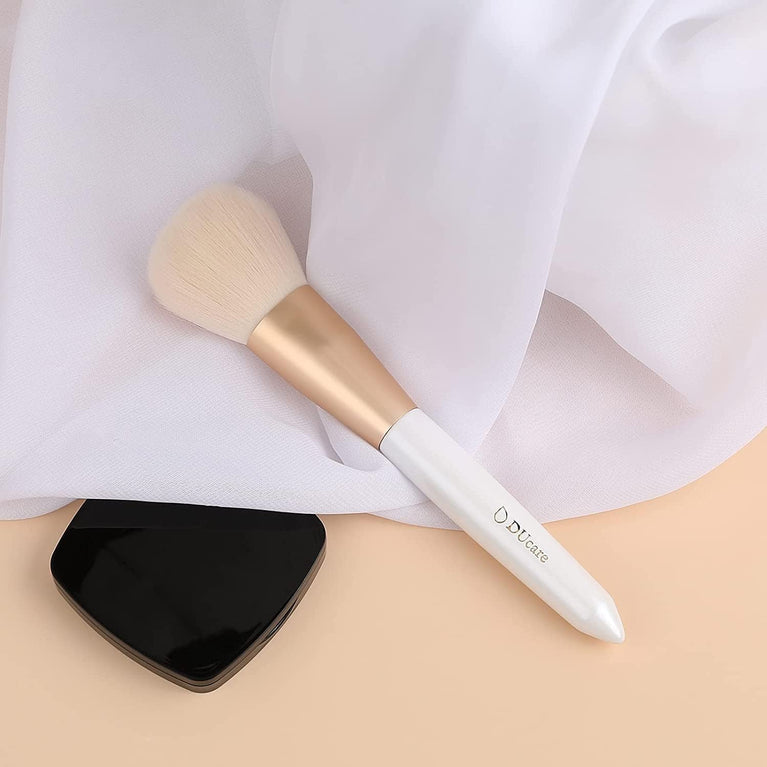 3-Piece Makeup Brush Set – White – Powder, Concealer and Blush Brushes, Vegan
