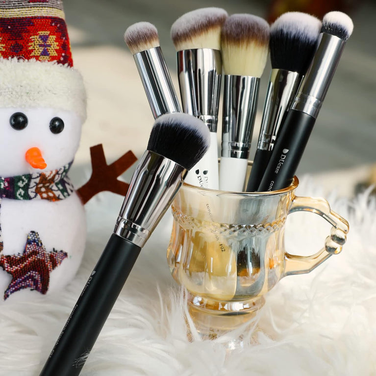 3-Piece Makeup Brush Set – White – Powder, Concealer and Blush Brushes, Vegan
