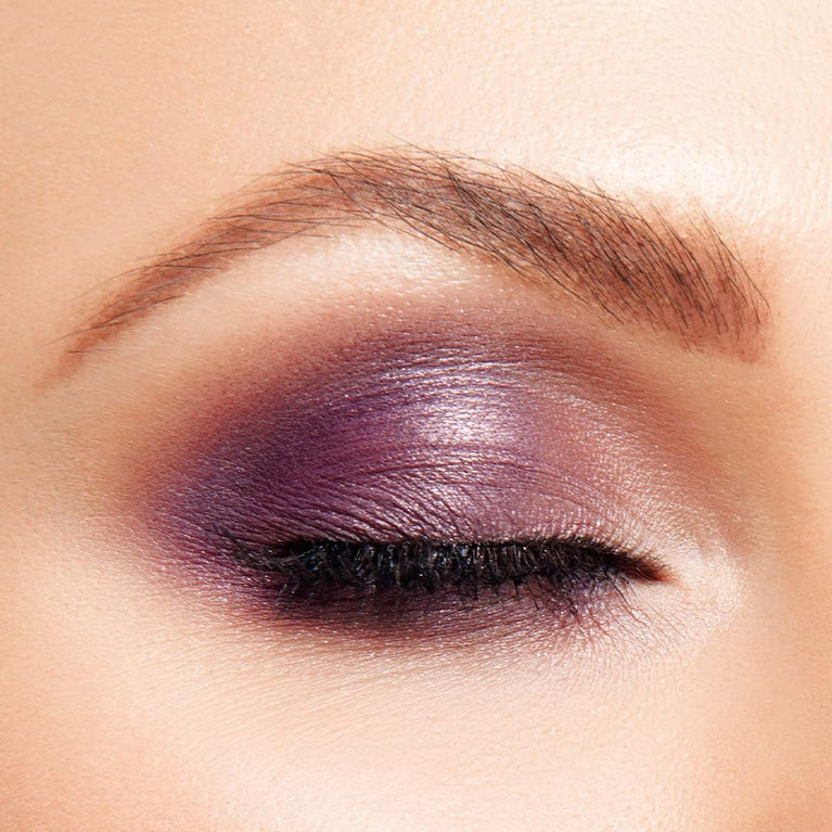Revolution Beauty London Mini Forever Flawless Dynamic Traveller's Eyeshadow Palette with 8 Exquisite Shades