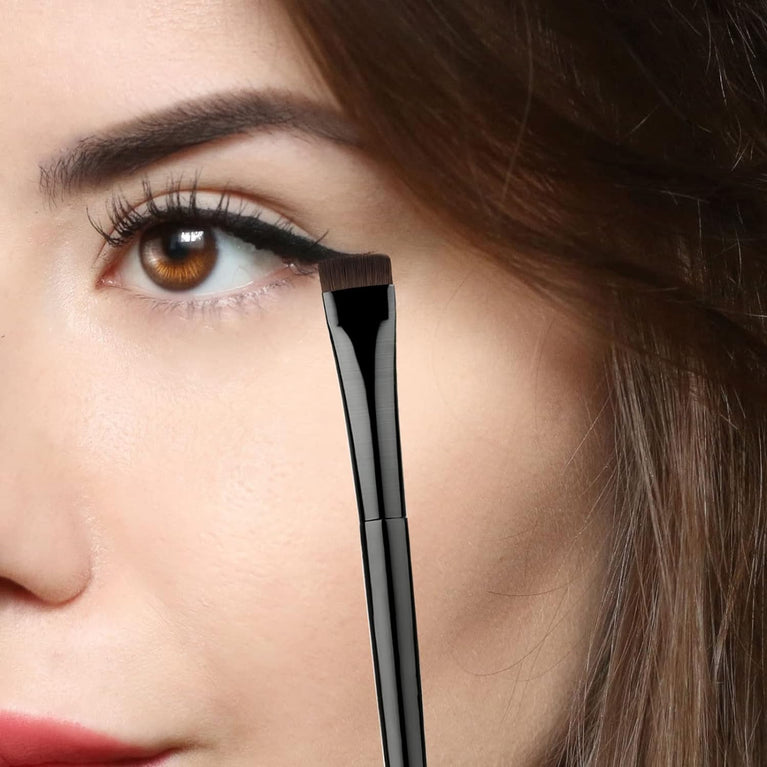 Precision Eyeliner Brush Set - 3 Piece Makeup Kit for Eyeshadow and Brow Shaping