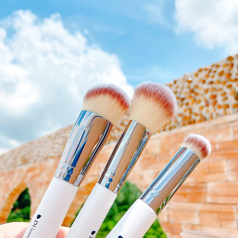3-Piece Makeup Brush Set – White – Powder, Concealer and Blush Brushes, Vegan