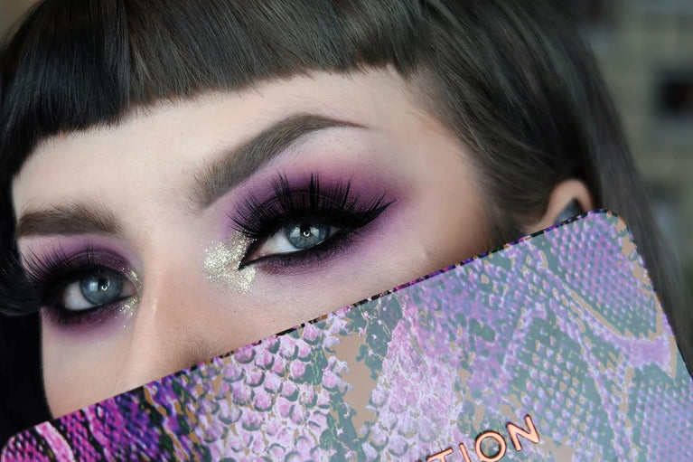 Revolution Beauty London Mini Forever Flawless Dynamic Traveller's Eyeshadow Palette with 8 Exquisite Shades