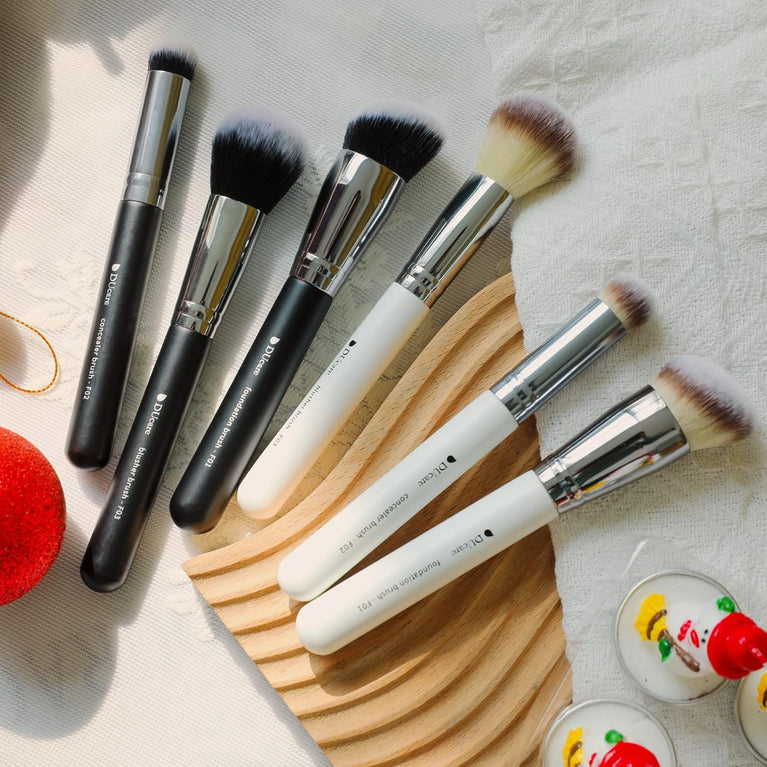 3-Piece Makeup Brush Set – White – Powder, Concealer and Blush Brushes, Vegan
