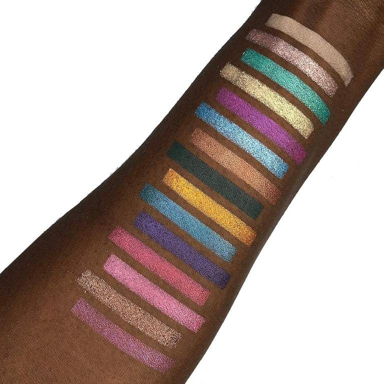 Revolution Beauty London Iconic 3.0, 15 Highly Pigmented Eyeshadow Shades, Matte and Shimmer Finishes, Reloaded Palette, 15 x 0.03 oz/1.10g