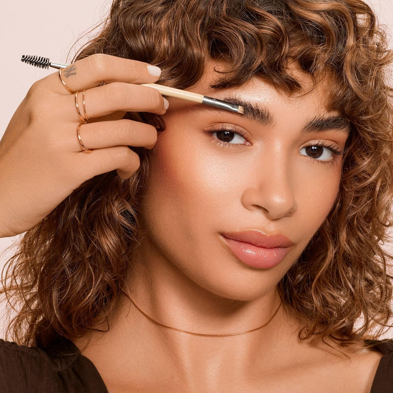 Enhance Your Eyes: Dual-Sided Brush Set for Eco-Friendly Makeup Application