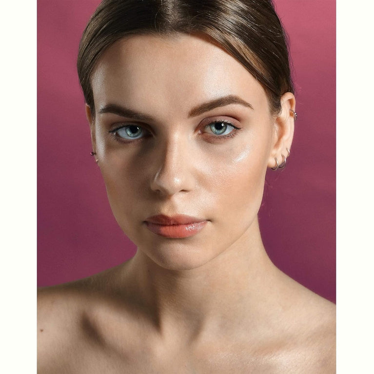 CCbeauty Precision Applicator Concealer Stick - Dual-Ended Green and Purple Full Coverage Foundation for Redness Neutralization and Instant Brightening