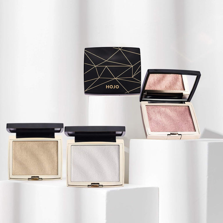 Versatile Shimmer and Sculpt Highlighter Makeup Kit