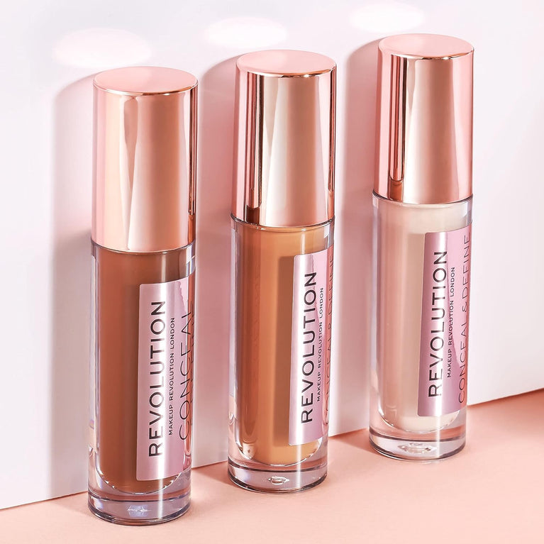Makeup Revolution Vegan Full Coverage Concealer Pen for Long Lasting Matte Finish, C0.2 4ml