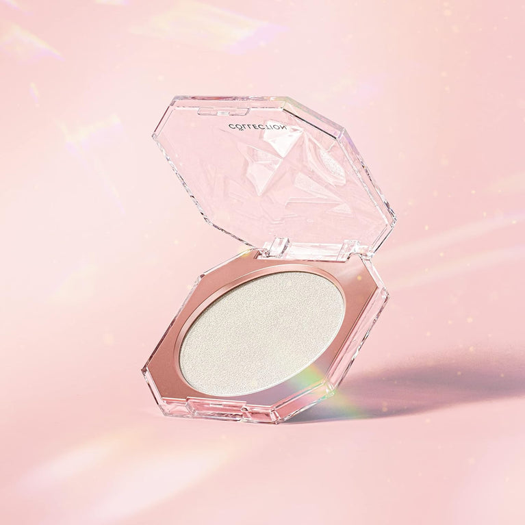 Gleaming Glass Skin Highlighter: Buildable, Vitamin-Enriched, Silky Smooth Finish, 6.5g